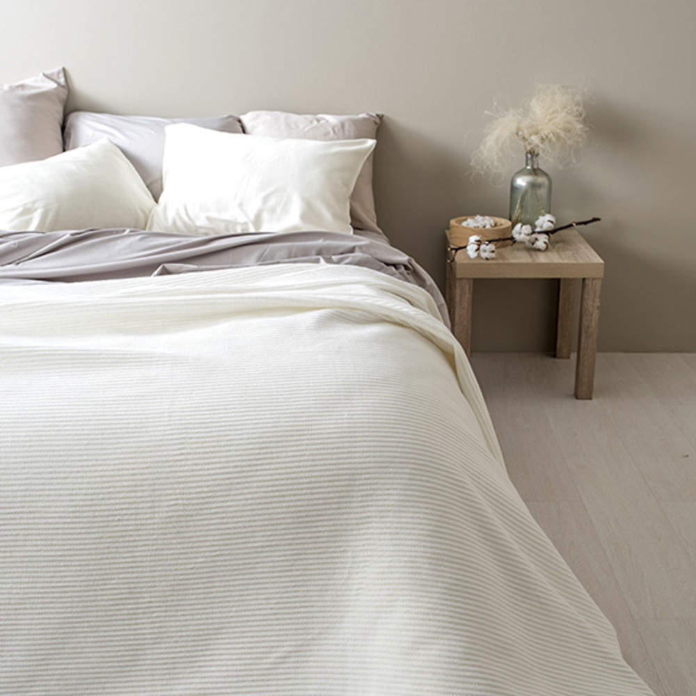 Плед покривало на ліжко Adina євро 200x220 см IDEIA молоко бавовна натуральне, фото 1