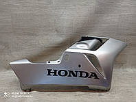 Обтікач правий Honda CBR 1000RR (2004-2005) 64451-MELA-0100