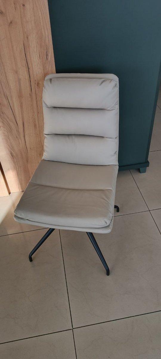 Cтілець CLIFF чорний каркас/світло-сіре