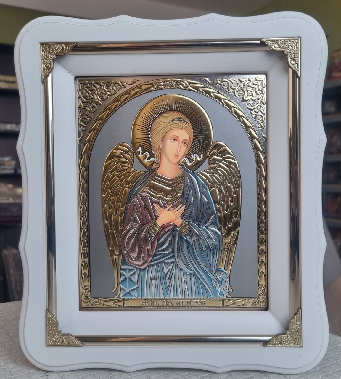 Ікона Свята Ангел Хранитель у білому дерев'яному фігурному кіоті під склом, розмір кіота 24*21, 15*18., фото 1
