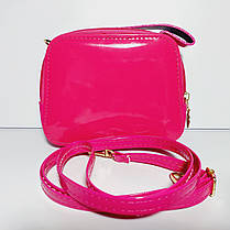 Дитяча лакова сумочка для дівчинки довга регульована ручка, фото 2