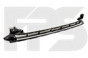 Решітка бампера AUDI A6 15-18 (C7)