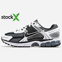 0901 Nike Zoom Vomero 5