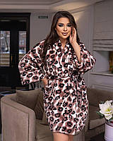 Жіночий теплий халат в леопардовий принт