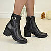 Черевики чорні жіночі шкіряні, декоровані ремінцем, фото 4