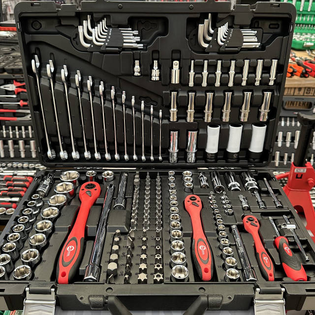 5357918925_w1280_h640_nabor-