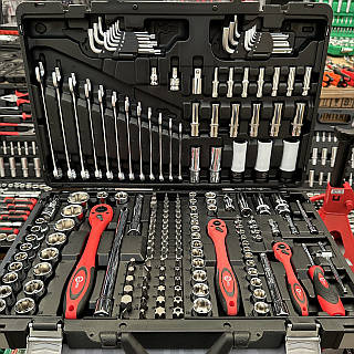 Набор инструментов профессиональный на 176 ед. INTERTOOL ET-7176