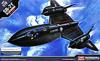 Сборная модель 1:72 самолета SR-71 Blackbird