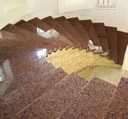 Сходи внутрішні "180 градусів" із каменю