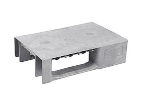 Пластикові піддони суцільні 600 х 400 посилені