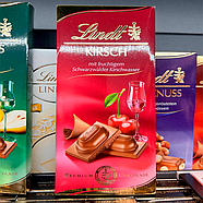 Шоколад Lindt Kirsch 😍 з вишневим лікером 100 г Швейцарія, фото 4
