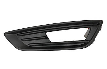 Обрамлення птф Ford Focus mk3 2015-2018 рест ліве тип 2 FM5Z-15266-BF
