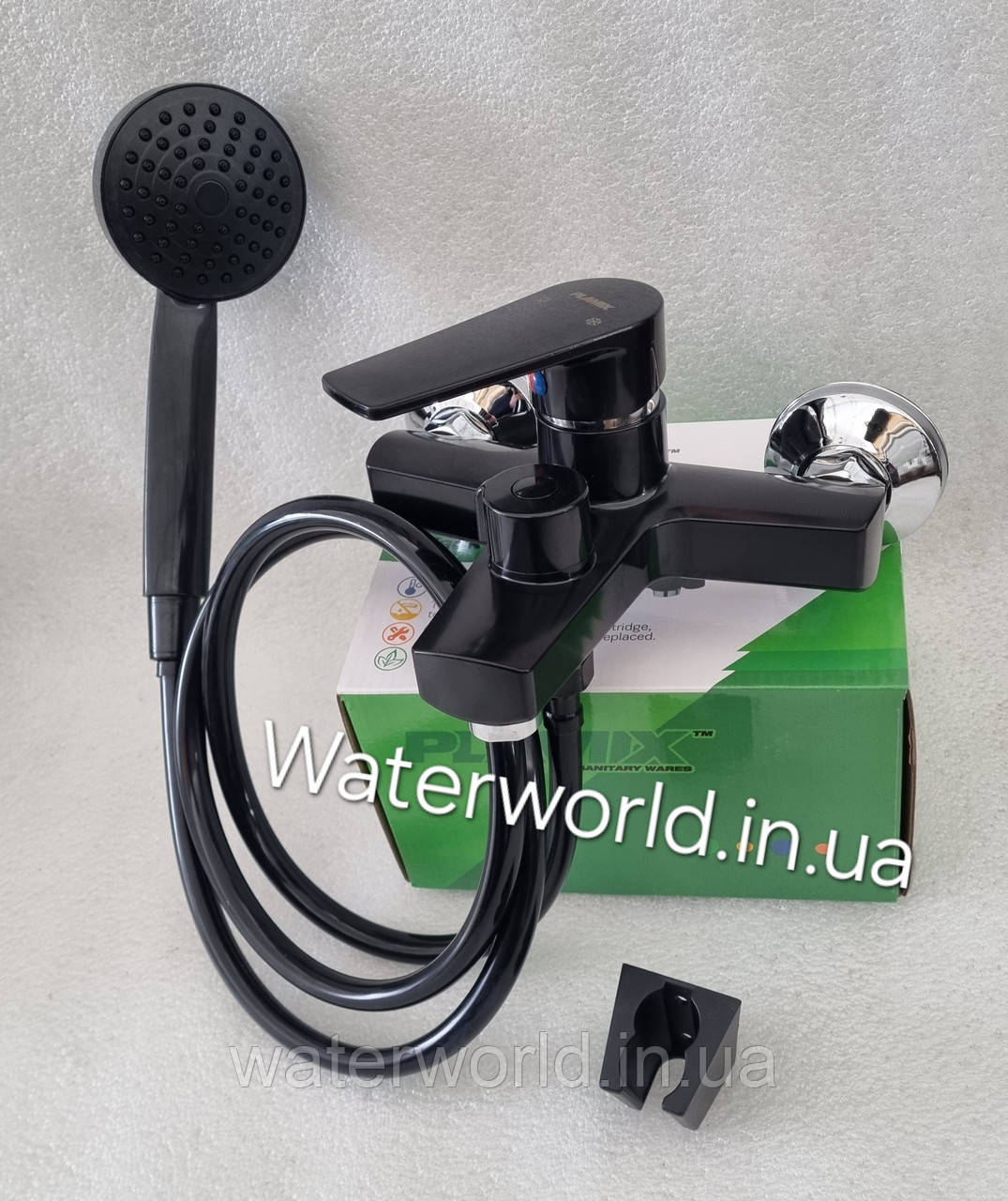 Змішувач для ванної з душем литий корпус PLAMIX OSKAR 009 Euro Black чорний колір, фото 1