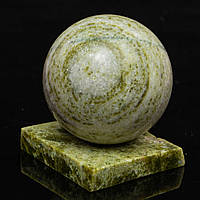 ЛИЗАРДИТ шар 65 мм с подставкой - натуральный камень - Норвегия