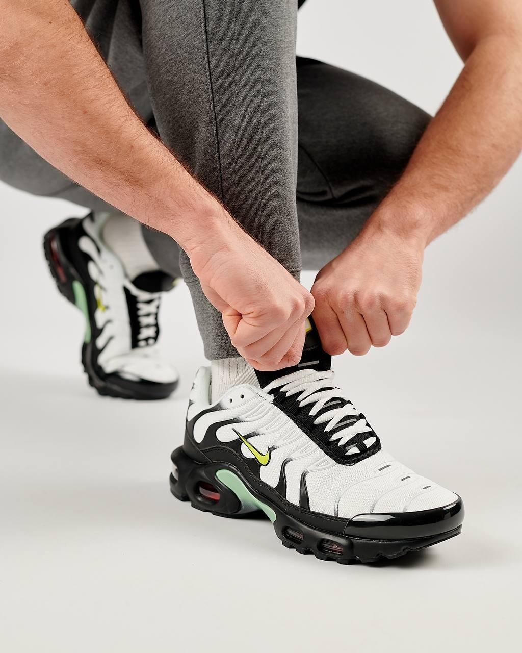 Чоловічі кросівки Nike Air Max Plus White Black Mint, чоловічі текстильні кеди Найк білі, Чоловіче взуття