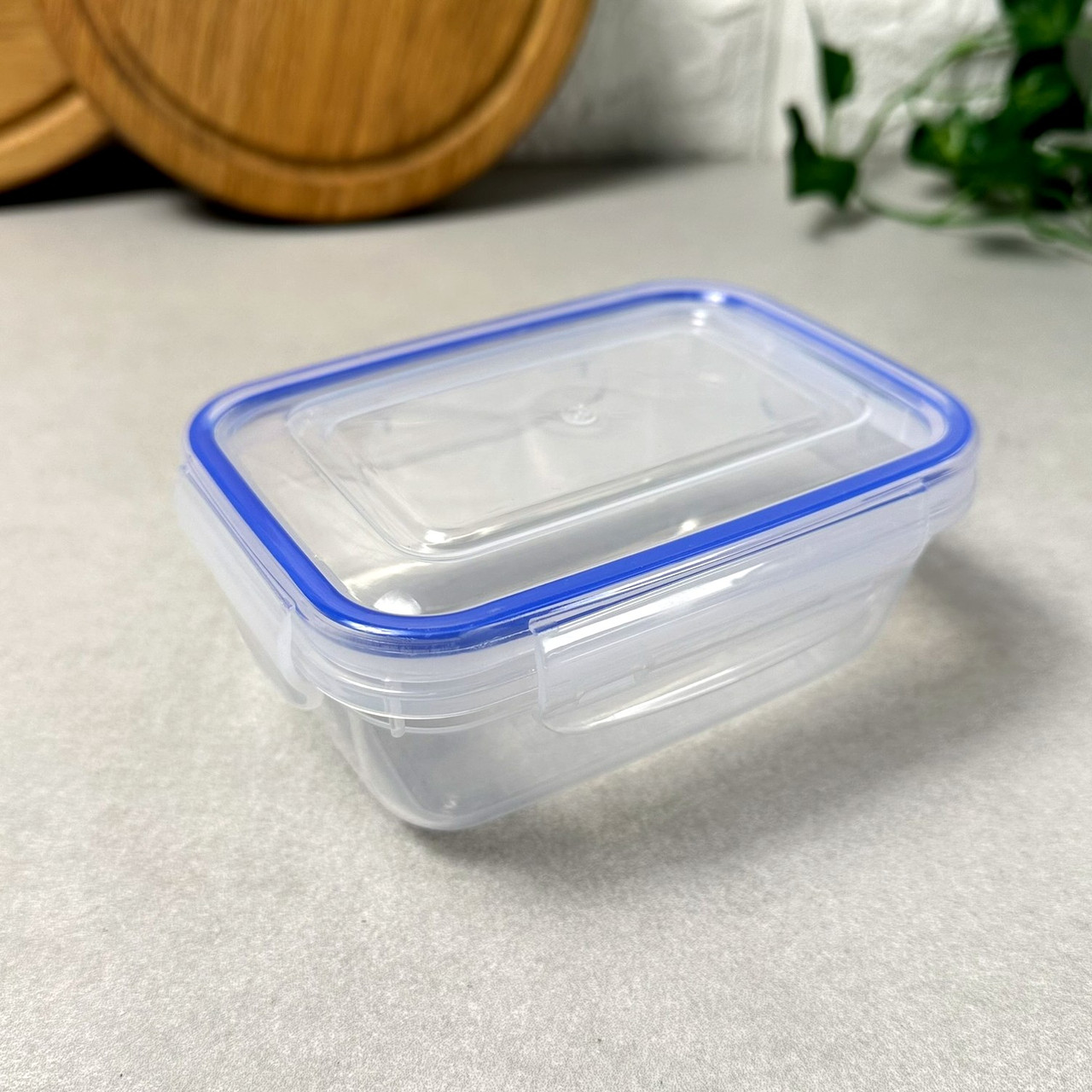 Харчовий контейнер із кришкою на засувках 0,4л 30111 Dunya