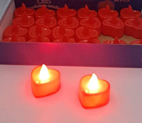 Свічка електрична "Танцювальне полум'я / червоне серце" LED, фото 1