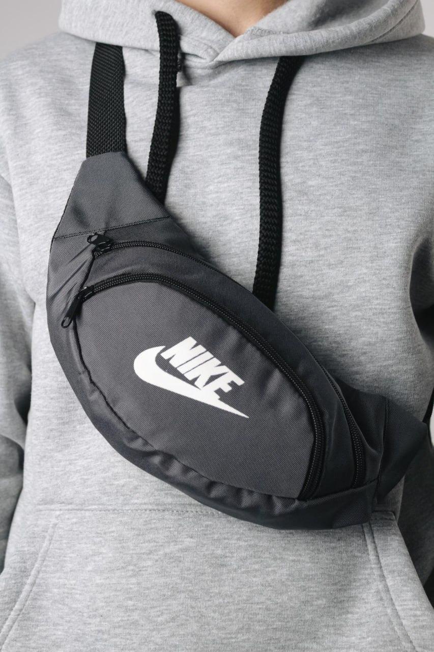 Сумка через плече чоловіча Nike сіра бананка поясна з регулятором сумка на пояс найк