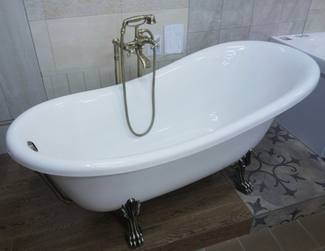 Ванна з штучного каменю