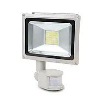 LED-прожектор Lightwell LW-30W-220PIR з датчиком руху