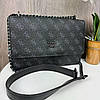 Якісна жіноча мінісумочка клатч на ланцюжку стиль Guess чорна сумка на плече, фото 3