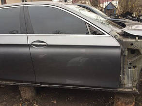 Двері передні права в зборі BMW F10 5 series 41007206108