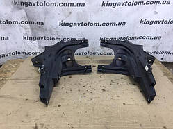 Кронштейн крила BMW X5 E70 51127157983