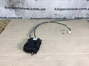 Мотор-привід відкриття/закриття замку багажника (двері 3/5-ї задньої) BMW F01 7-SERIES 51247191213