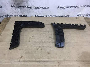 Направляюча  бампера 4G9807454