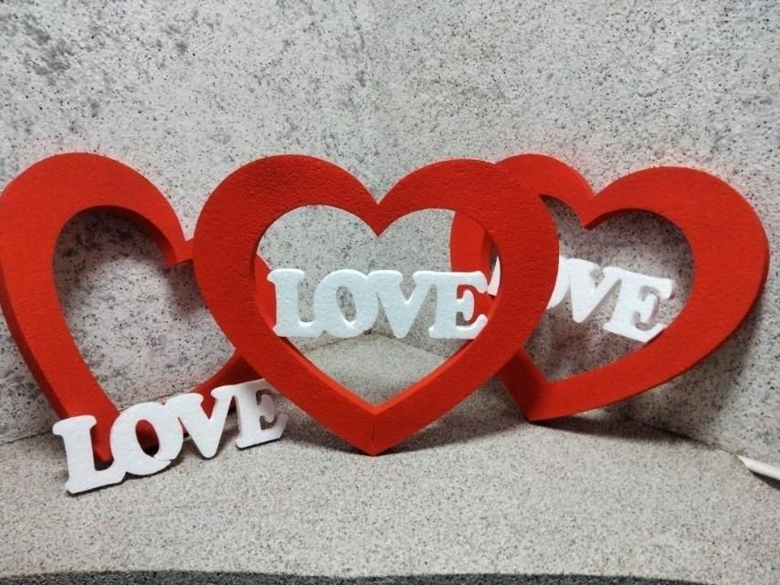 Серце LOVE 37см на 43см товщ 2,6 см набір 3шт з фарбуванням з пінопласту
