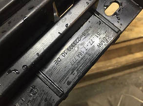 Кронштейн накладки порога BMW F10 5 series 51777184777