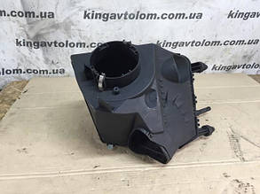 Корпус повітряного фільтра Audi A6 C6 4F0133837BB
