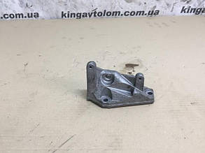 Кронштейн BMW F07 5 series GT 13517805421