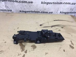 Кронштейн BMW F07 5 series GT 13627806494