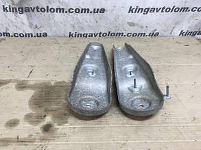 Кронштейн BMW F01 7 Series 33326775873