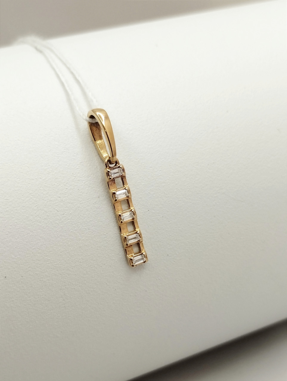 Золотий кулон з цирконієм Ukr-gold