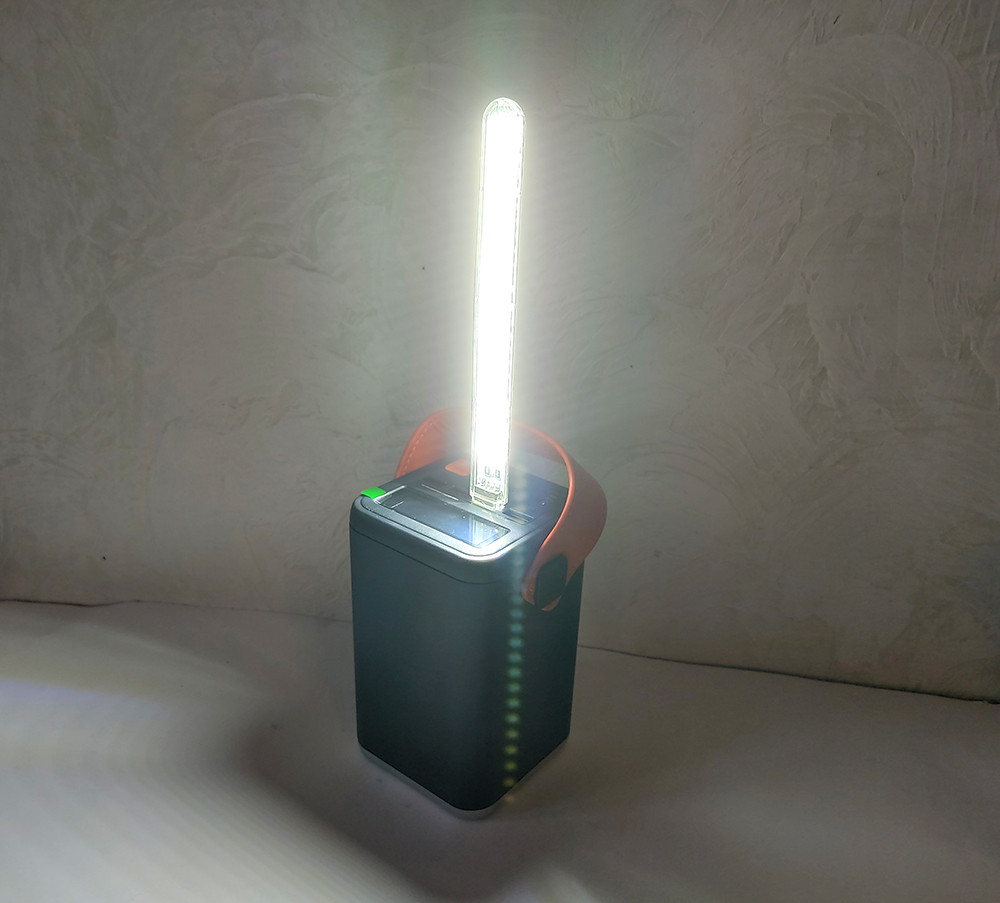 Світлодіодна USB лампа одностороння 3-5V 7000К холодне світло 24 світлодіодів, фото 1