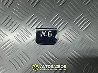 Заглушка бампера буксировочного крюка передняя 2108850026 на Mersedes W210, S210 1995-2003 год