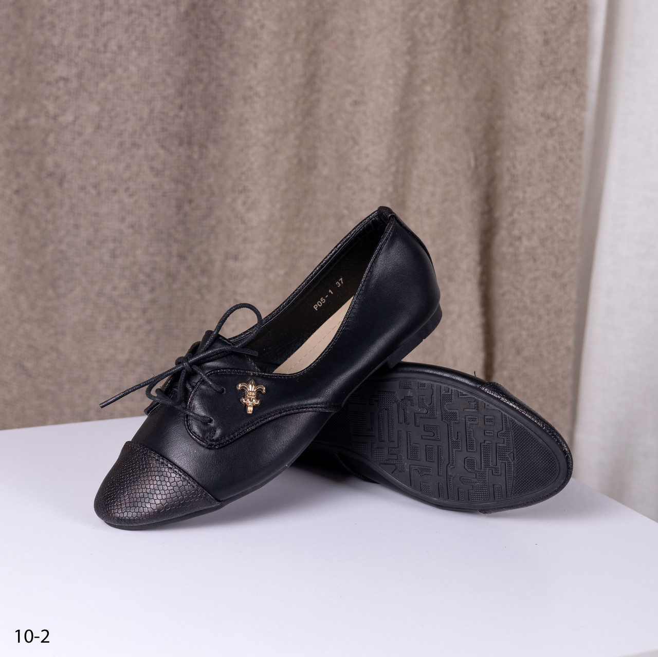 Черные балетки со шнурком 39 р-р - фото 1 - id-p2088608296
