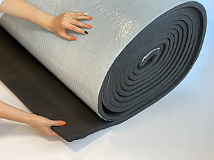 Каучук рулонний Oneflex 32 мм з липким шаром для шумоізоляції приміщень і теплоізоляції труб