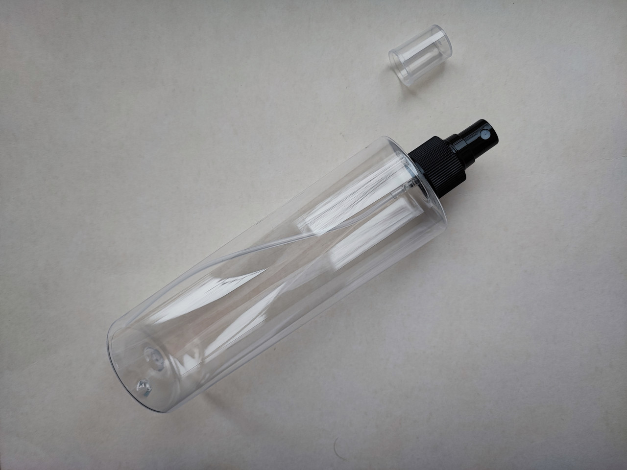 400 мл Циліндр ПЕТ флакон прозорий з чорним спреєм, розпилювачем 24/410, тара, ємність, баночка