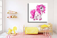 Картина в детскую на холсте "Пони-красотка с розовыми волосами" 50х50