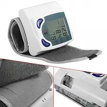 Цифровий автоматичний тонометр Blood Pressure Monitor для вимірювання артеріального тиску та пульсу, фото 3