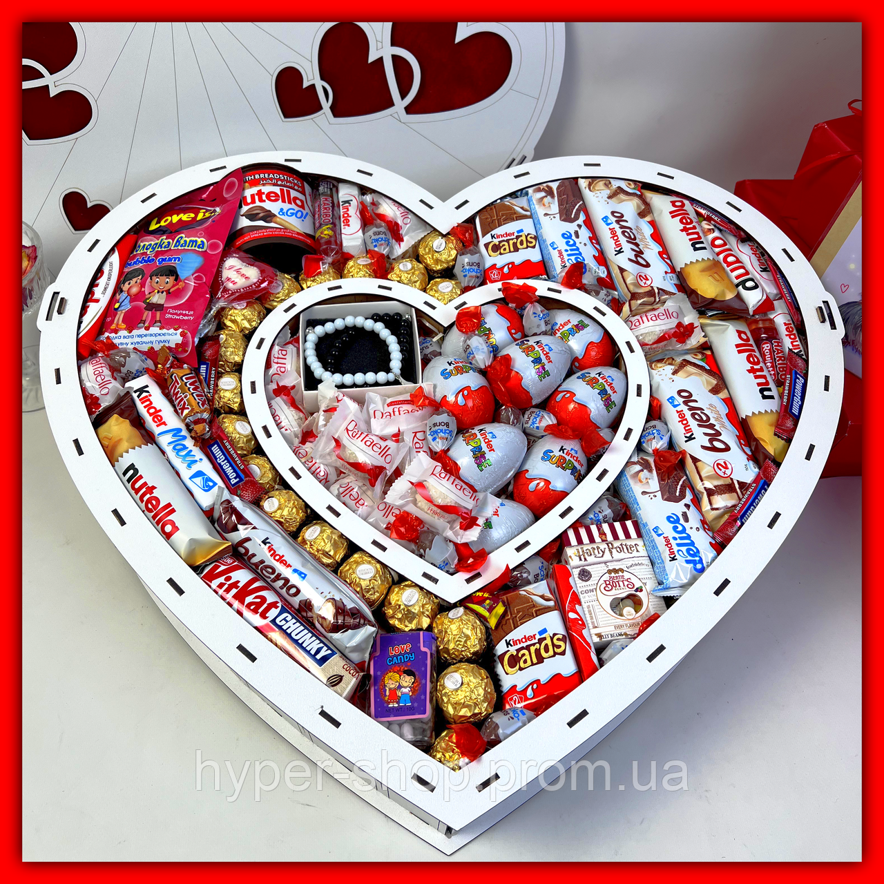 Набор сладостей в коробке, подарочный бокс с конфетами на день рождения девушки, киндер сюрприз из сердца - фото 1 - id-p2054701692