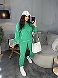 Зелений жіночий спортивний костюм із двонитки з зовнішніми швами батал, фото 5