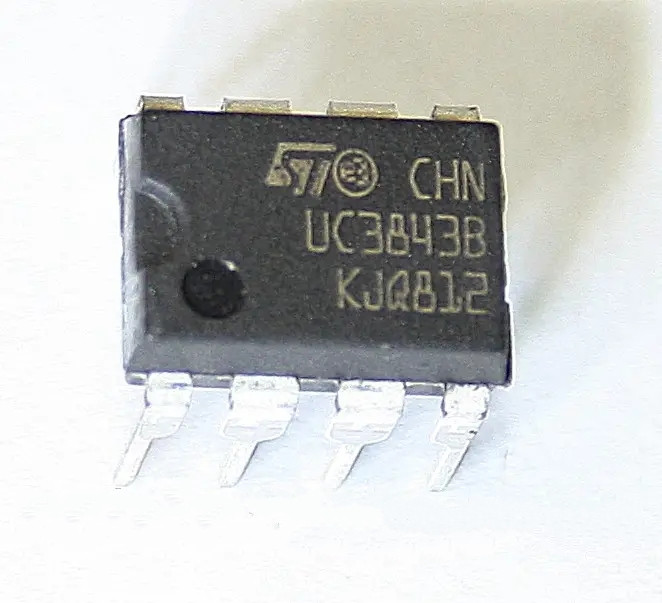 Мікросхема UC3843B DIP-8