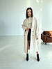 Шикарне утеплене двубортне демісезонне жіноче довге пальто молочного кольору, фото 10