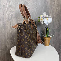 Качественная женская сумка стиль Луи Витон с брелком венчиком коричневая хорошее качество