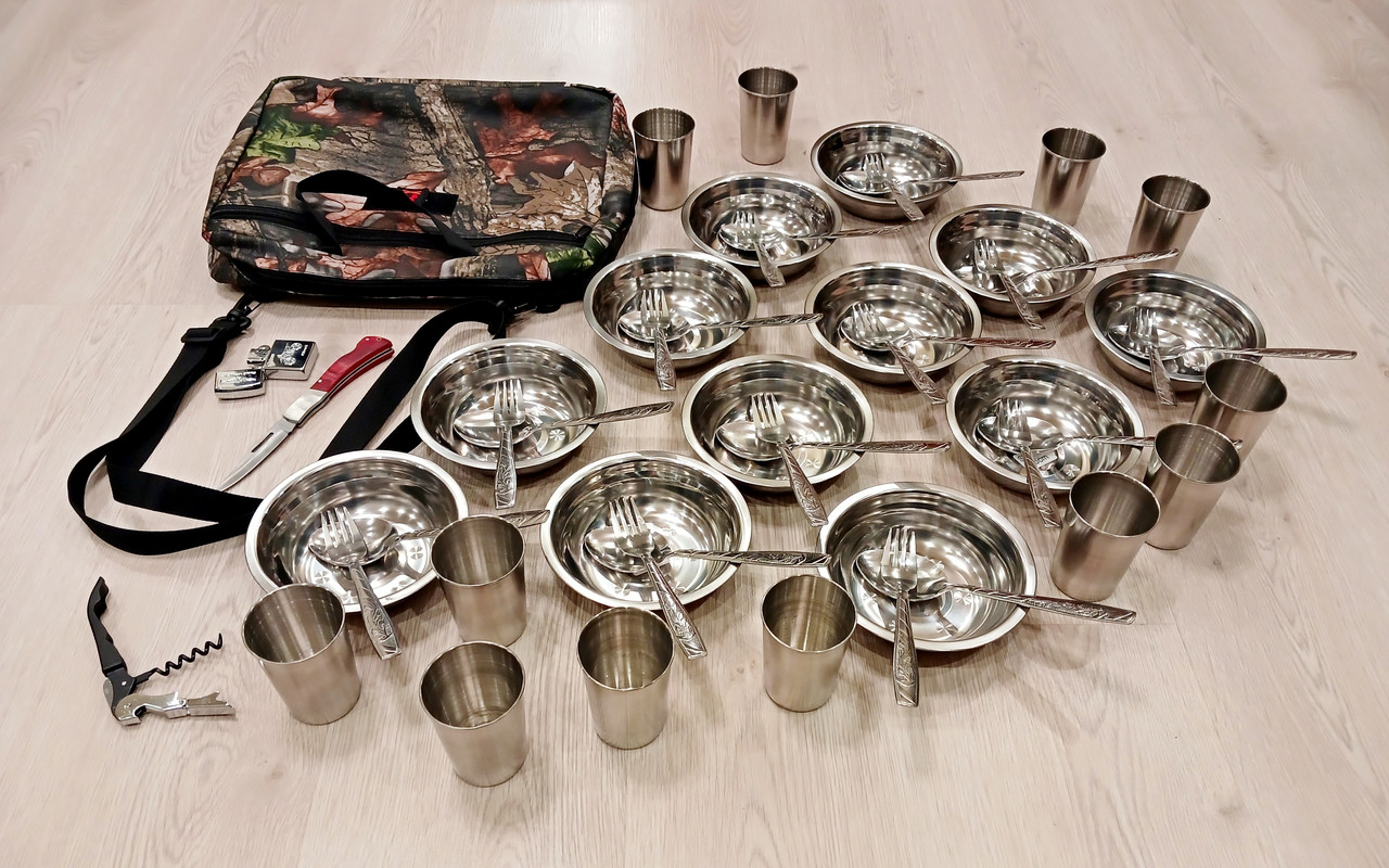 Туристичний посуд для пікніка на 12 персон у сумці
