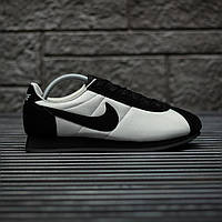 Мужские кроссовки Nike Cortez (белые с черным) модные демисезонные кроссы 1926 Найк